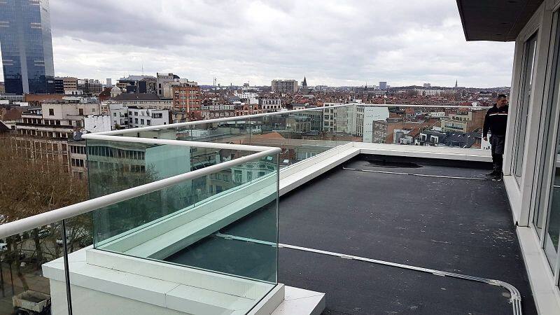 glass balustrade channel system