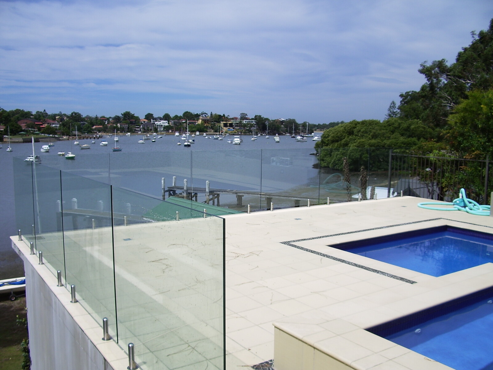 Stainless steel spigot glass railing for pool