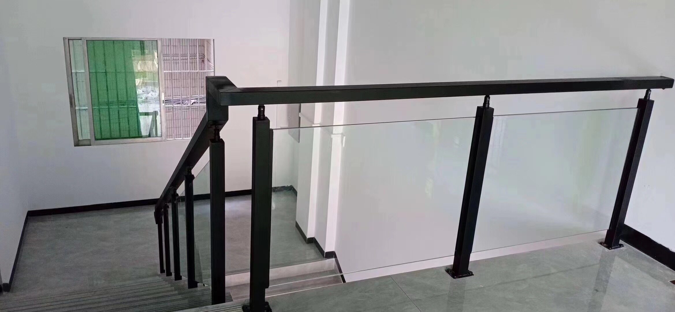 frameless glass balustrade system