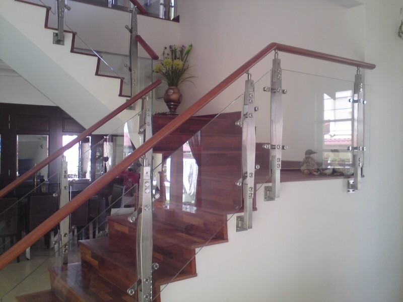 indoor glass balustrade