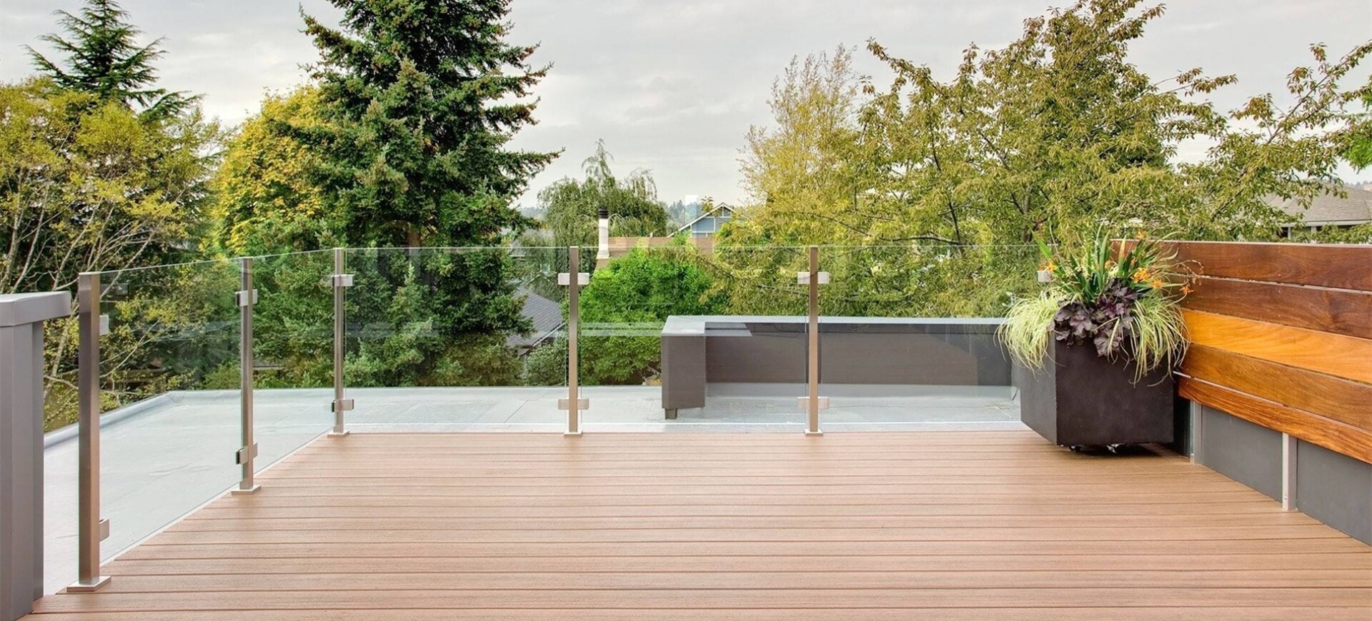 frameless glass balcony railing
